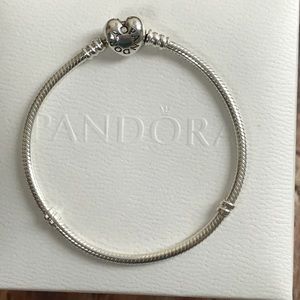 Pandora heart clasp bracelet 7.5 inches Authentic